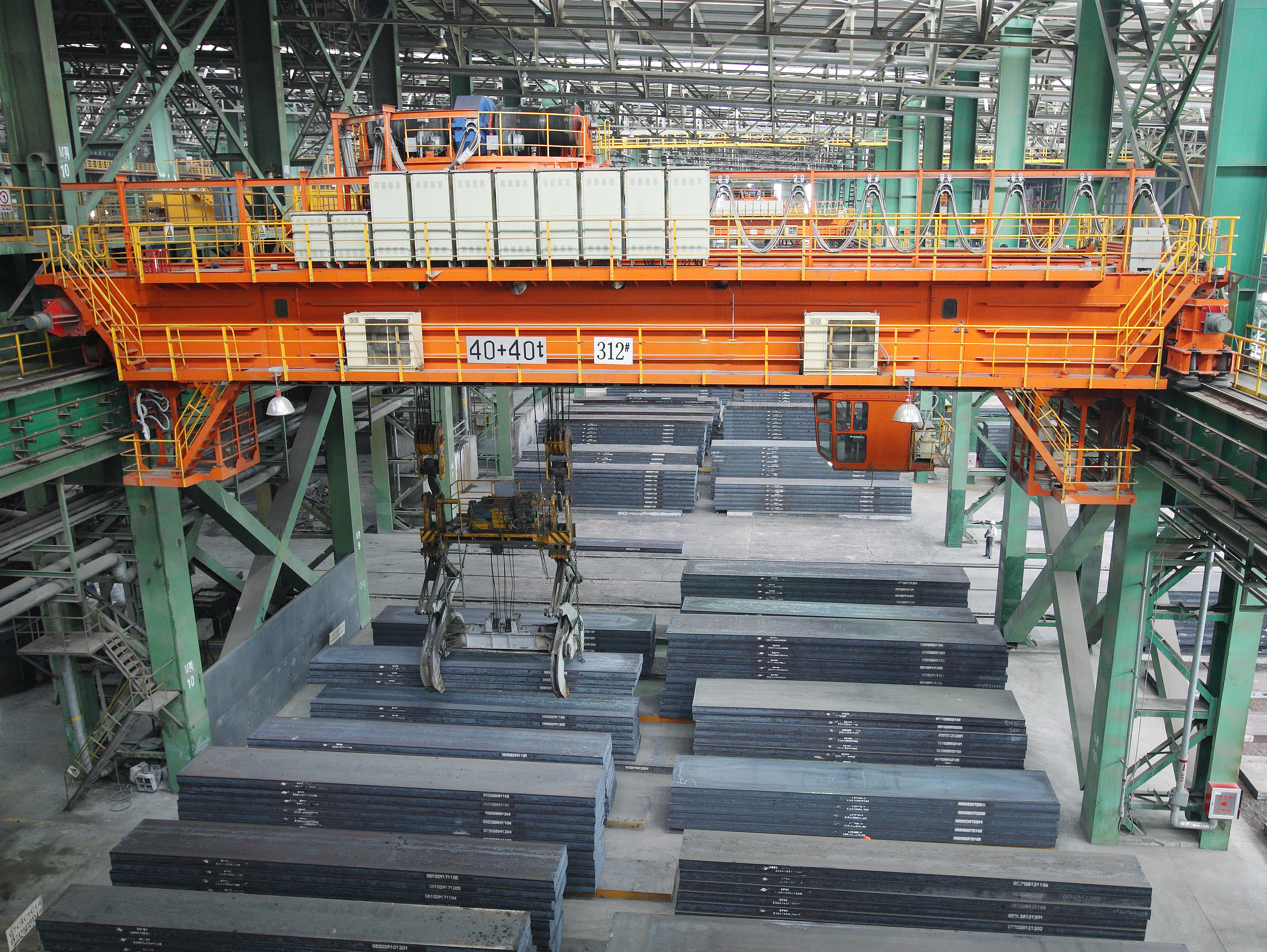 Why the Clamp Crane is Necessary? Features & Application